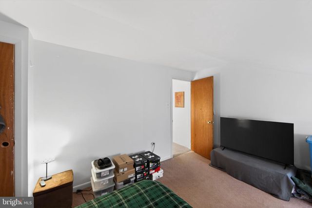 132 E 3RD AVE, Conshohocken, PA 19428