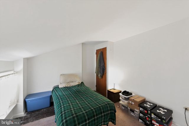 132 E 3RD AVE, Conshohocken, PA 19428