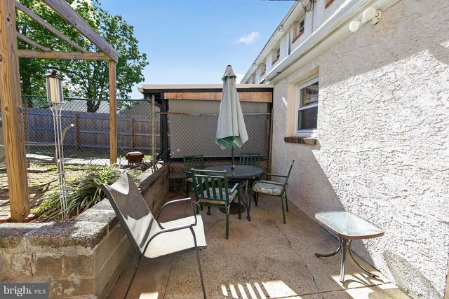 132 E 3RD AVE, Conshohocken, PA 19428