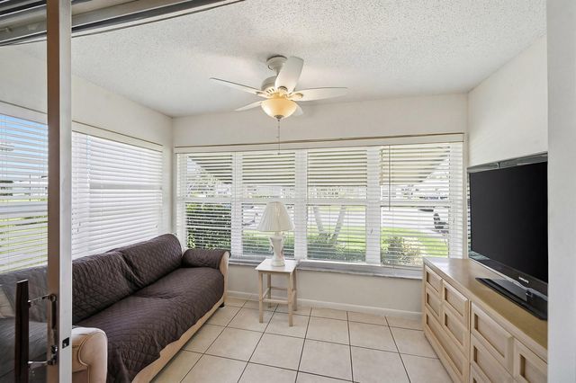 14589 Canalview Drive B, Delray Beach, FL 33484