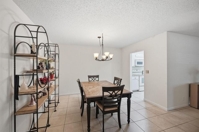 14589 Canalview Drive B, Delray Beach, FL 33484