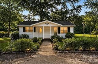 197 Faulkenberry Road, Pageland, SC 29728