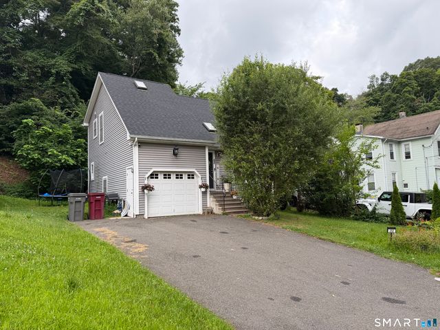 232 Scott Street, Naugatuck, CT 06770