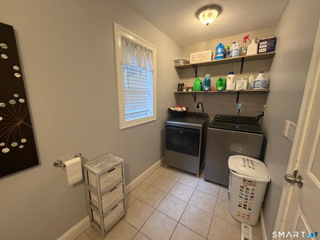 232 Scott Street, Naugatuck, CT 06770
