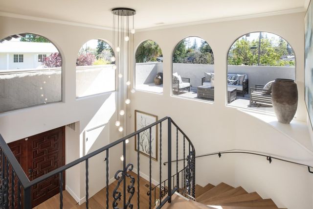 1940 Camino A Los Cerros, Menlo Park, CA 94025