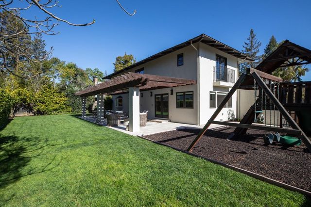 1940 Camino A Los Cerros, Menlo Park, CA 94025