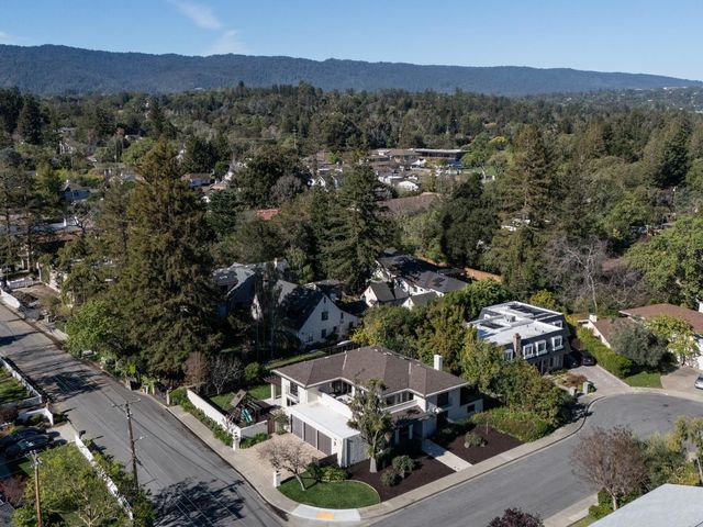 1940 Camino A Los Cerros, Menlo Park, CA 94025