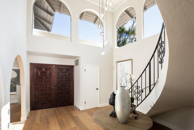 1940 Camino A Los Cerros, Menlo Park, CA 94025