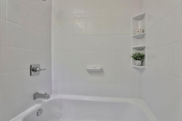 269 Cambridge Rd 509, Woburn, MA 01801