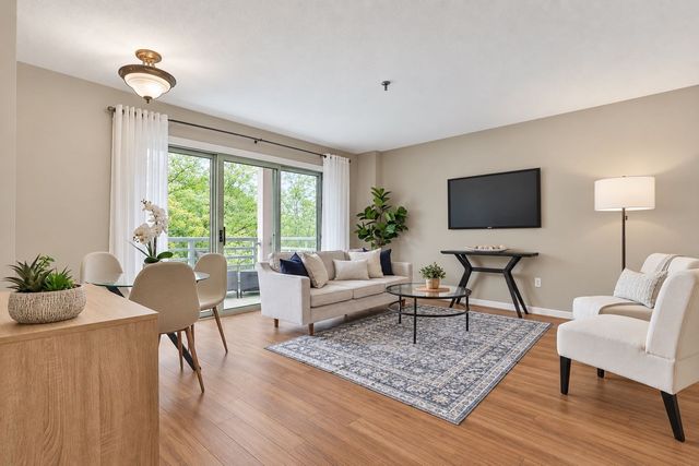 269 Cambridge Rd 509, Woburn, MA 01801