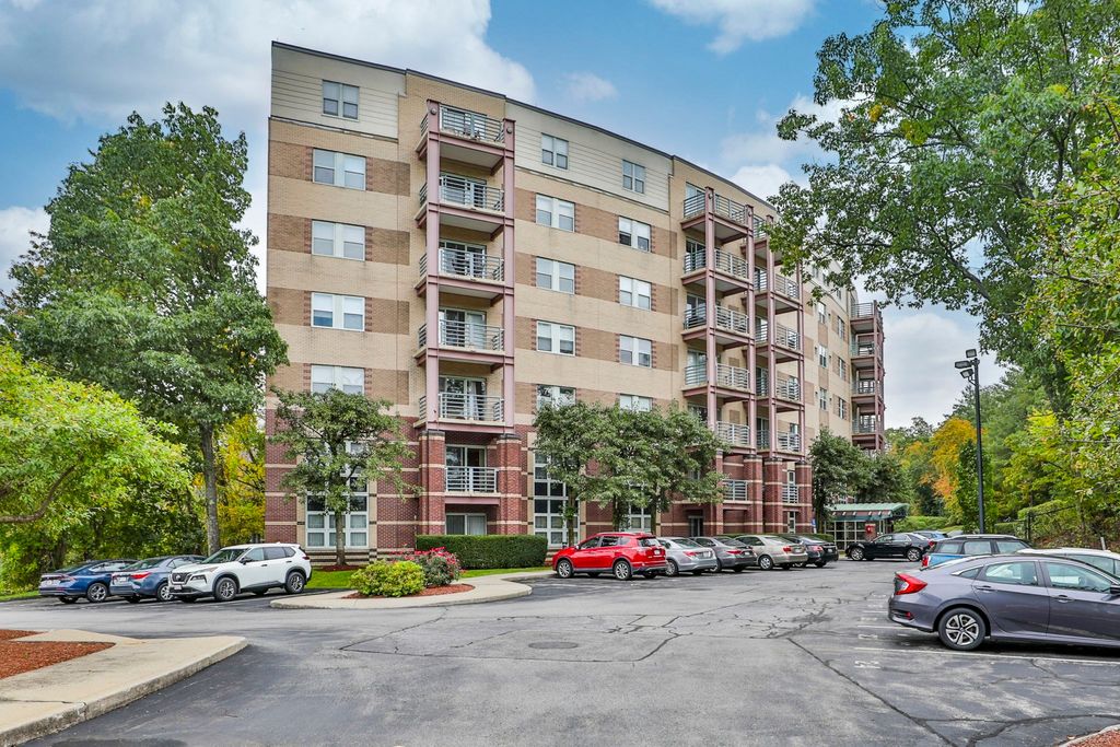 269 Cambridge Rd 509, Woburn, MA 01801