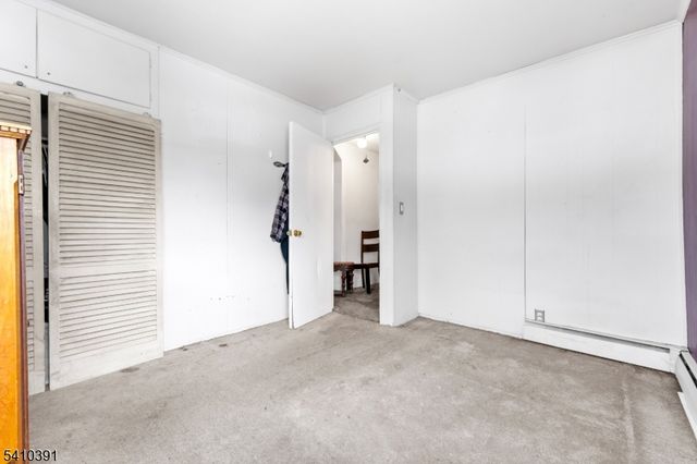 29 Park Ave, Woodbridge Twp., NJ 08830