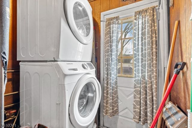 29 Park Ave, Woodbridge Twp., NJ 08830