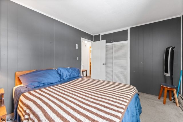 29 Park Ave, Woodbridge Twp., NJ 08830