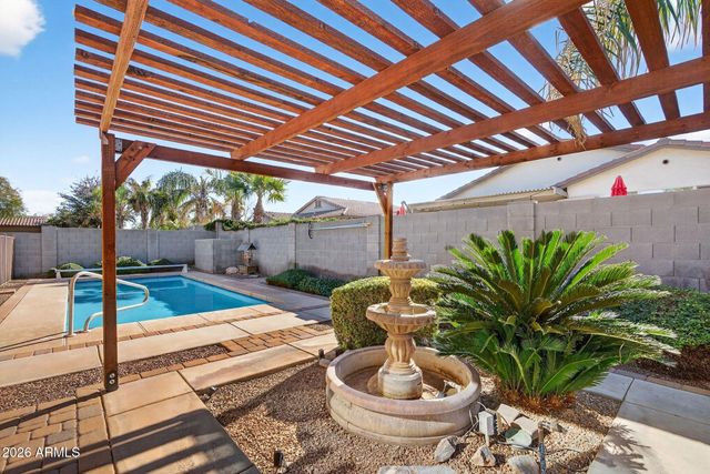 139 W LEATHERWOOD Avenue, Queen Creek, AZ 85140