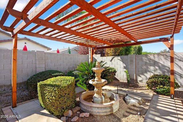 139 W LEATHERWOOD Avenue, Queen Creek, AZ 85140