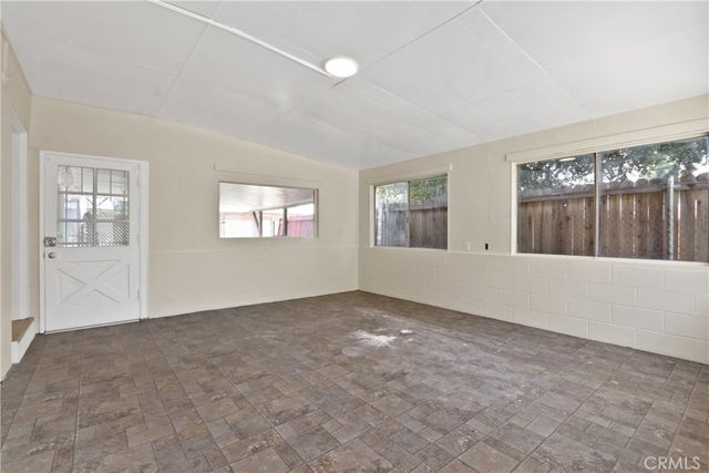 8633 Rosena, Fontana, CA 92335