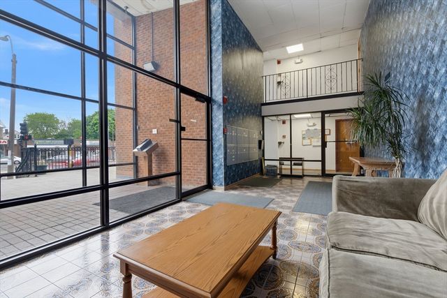 390 Broadway L2, Somerville, MA 02145