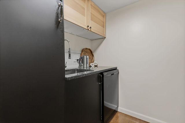 390 Broadway L2, Somerville, MA 02145