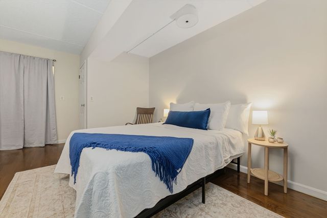 390 Broadway L2, Somerville, MA 02145