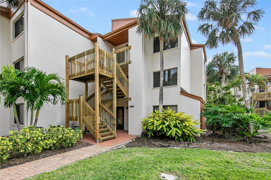 1900 COVE II PLACE 138, Sarasota, FL 34242