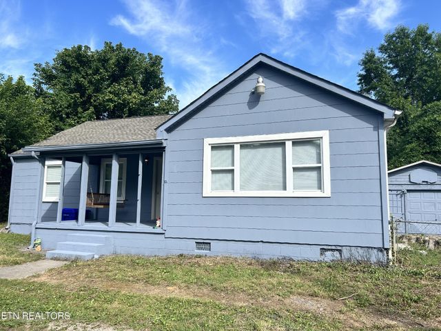826 N Chamberlain Ave, Rockwood, TN 37854