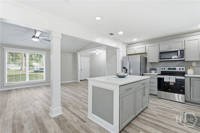 131 Bea Road, Richmond Hill, GA 31324