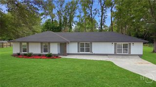 131 Bea Road, Richmond Hill, GA 31324