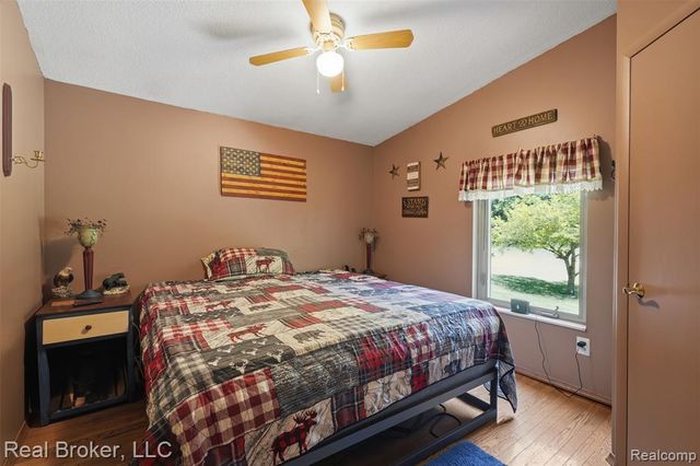 3167 Roods Lake Road, Lapeer, MI 48446
