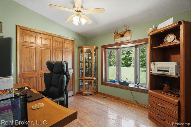 3167 Roods Lake Road, Lapeer, MI 48446