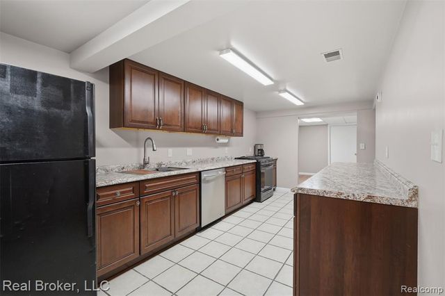 3167 Roods Lake Road, Lapeer, MI 48446