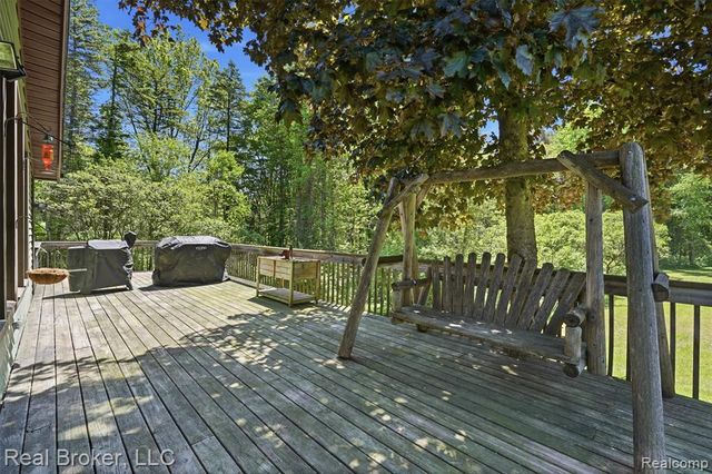 3167 Roods Lake Road, Lapeer, MI 48446