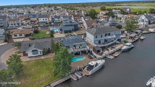 15 Seville Drive, Brick, NJ 08723