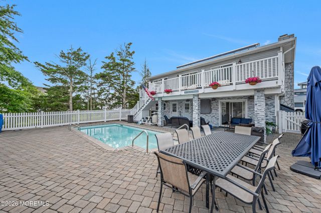 15 Seville Drive, Brick, NJ 08723