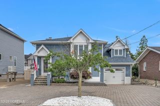 15 Seville Drive, Brick, NJ 08723