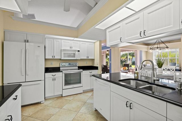 439 LAKE OF THE WOODS DRIVE, Venice, FL 34293