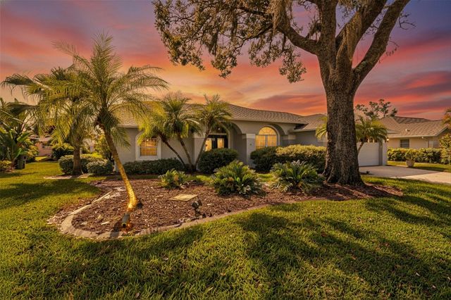 439 LAKE OF THE WOODS DRIVE, Venice, FL 34293