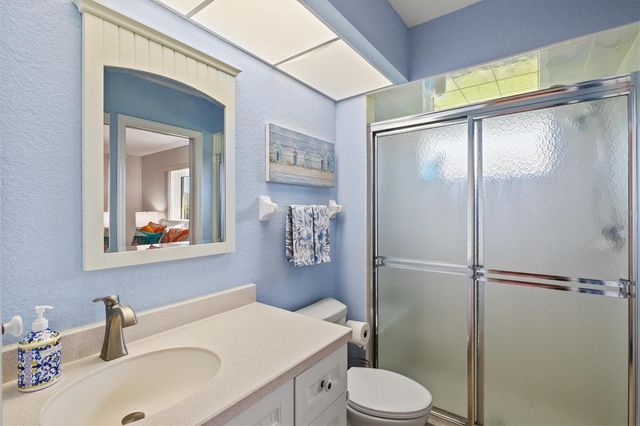 439 LAKE OF THE WOODS DRIVE, Venice, FL 34293