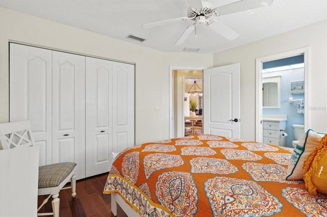 439 LAKE OF THE WOODS DRIVE, Venice, FL 34293