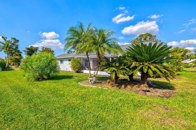 439 LAKE OF THE WOODS DRIVE, Venice, FL 34293