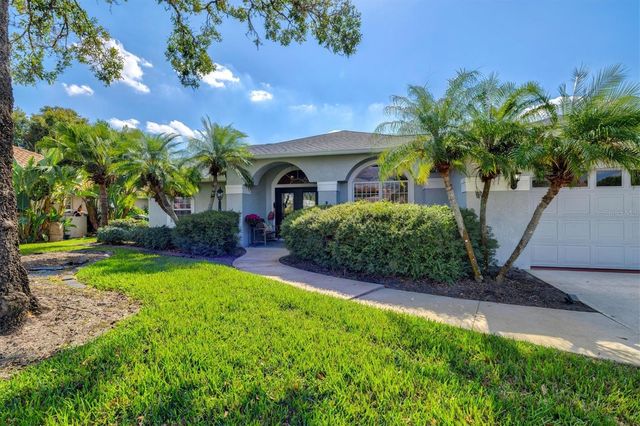 439 LAKE OF THE WOODS DRIVE, Venice, FL 34293