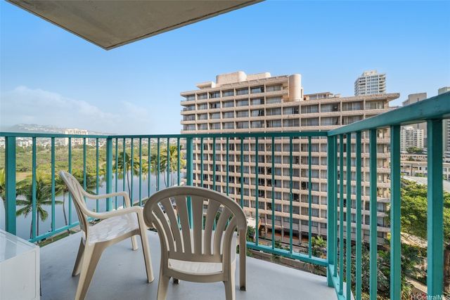 444 Kanekapolei Street 810, Honolulu, HI 96815