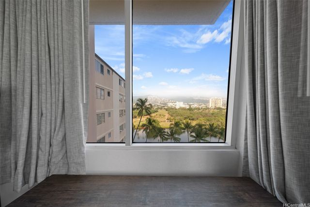 444 Kanekapolei Street 810, Honolulu, HI 96815