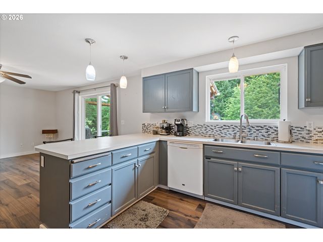 265 EASY STREET Rd, Silver Lake, WA 98645