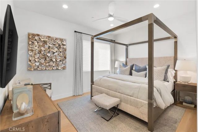 3306 Marcus Avenue, Newport Beach, CA 92663