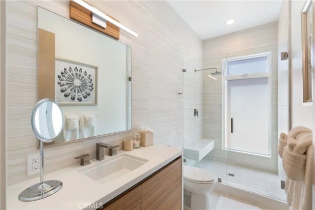 3306 Marcus Avenue, Newport Beach, CA 92663
