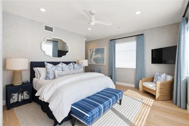 3306 Marcus Avenue, Newport Beach, CA 92663