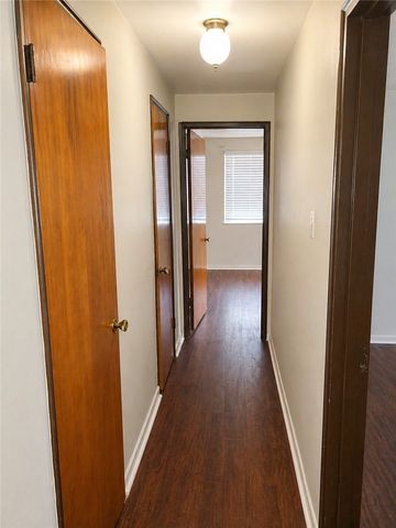 101 Mt Lebanon Blvd, Mt Lebanon, PA 15228