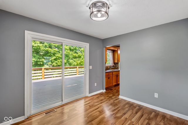 834 S Deer Run, Ellettsville, IN 47429