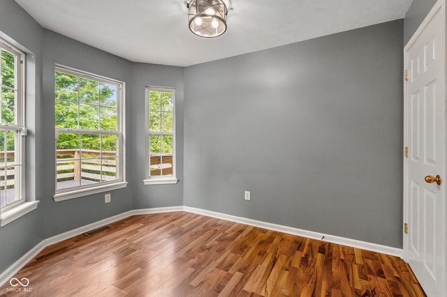 834 S Deer Run, Ellettsville, IN 47429